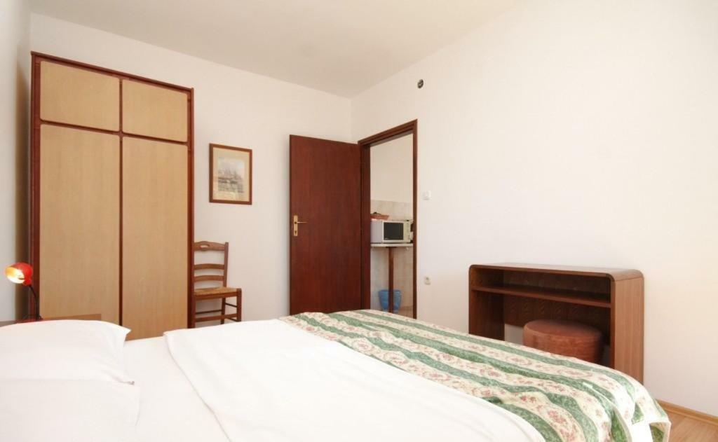 Apartment Radovan Пореч Екстер'єр фото