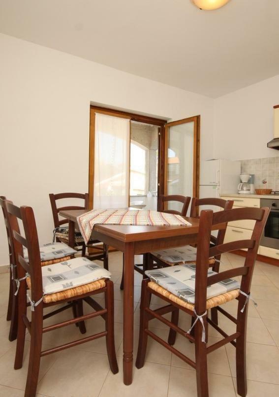 Apartment Radovan Пореч Екстер'єр фото