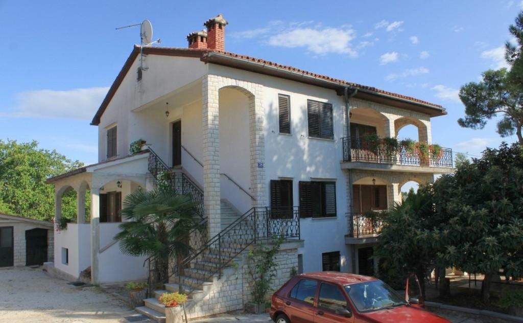 Apartment Radovan Пореч Екстер'єр фото